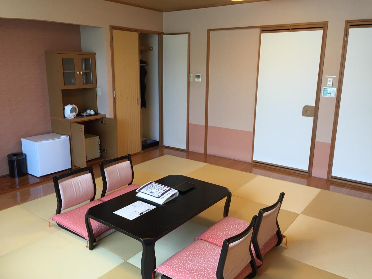 Hotel Yurinkan Bibai Esterno foto