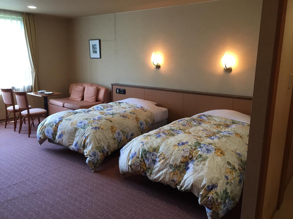 Hotel Yurinkan Bibai Esterno foto