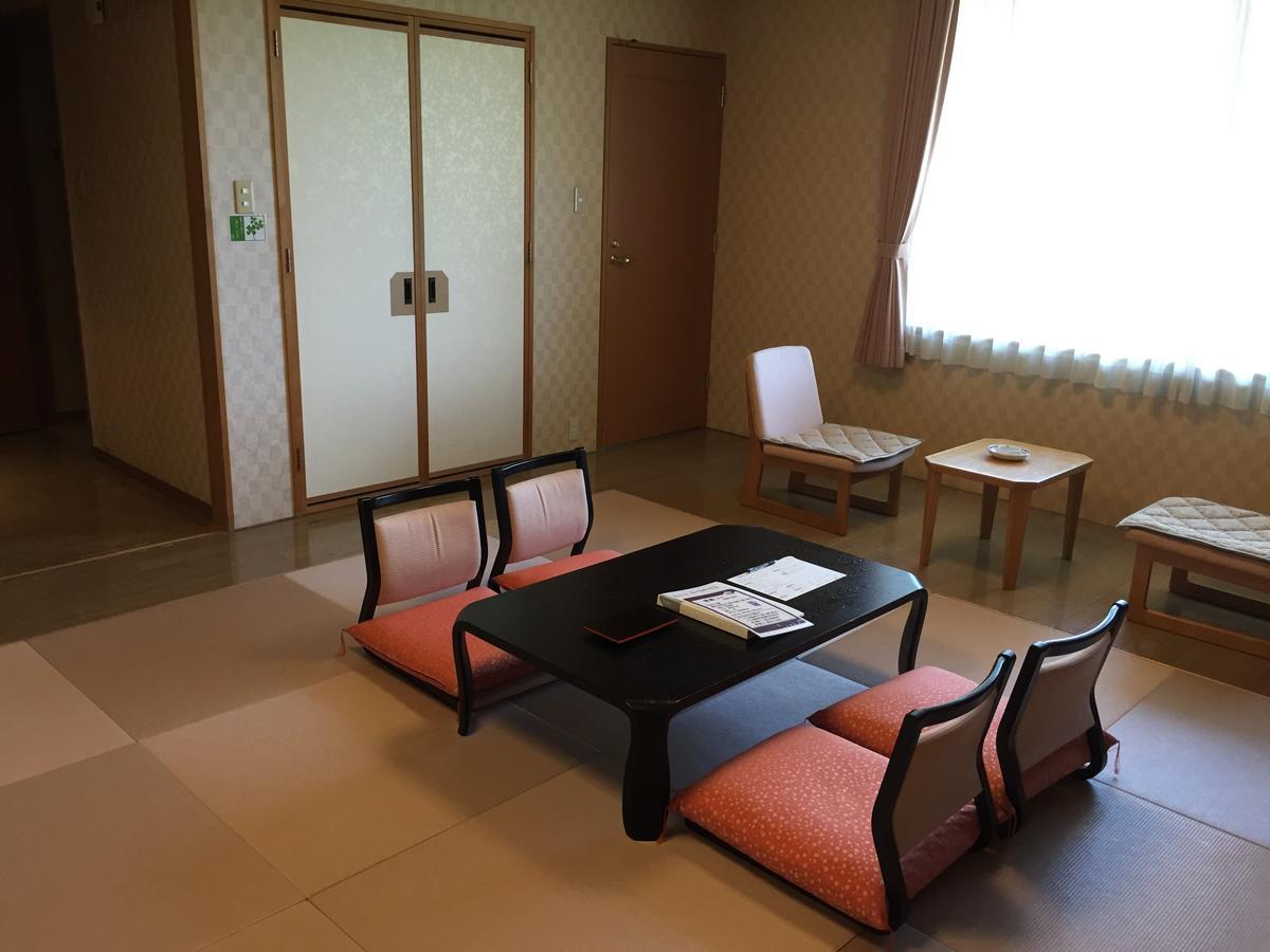 Hotel Yurinkan Bibai Esterno foto