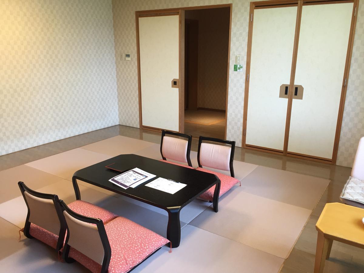 Hotel Yurinkan Bibai Esterno foto